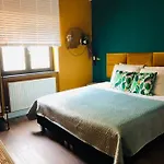 Ξενοδοχείο Valkenhof 2*