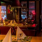 Отель Valkenhof Валкенбург