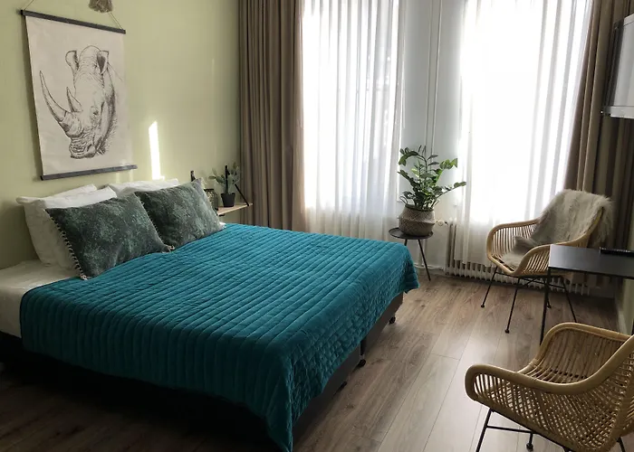 Valkenhof 2* ファルケンブルフ